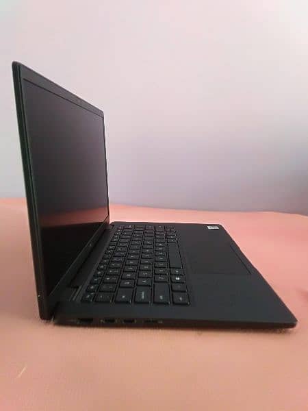 Dell latitude 7400 i7 8th Generation 3