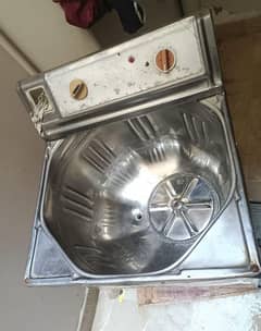 zeenat company like new condition washing machine