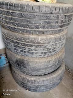 santro tyre used 165/65/13