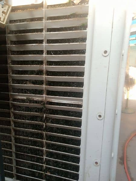 gree full size air cooler bilkul new condition only 1 season use 1