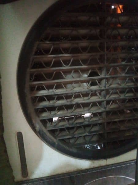 gree full size air cooler bilkul new condition only 1 season use 4