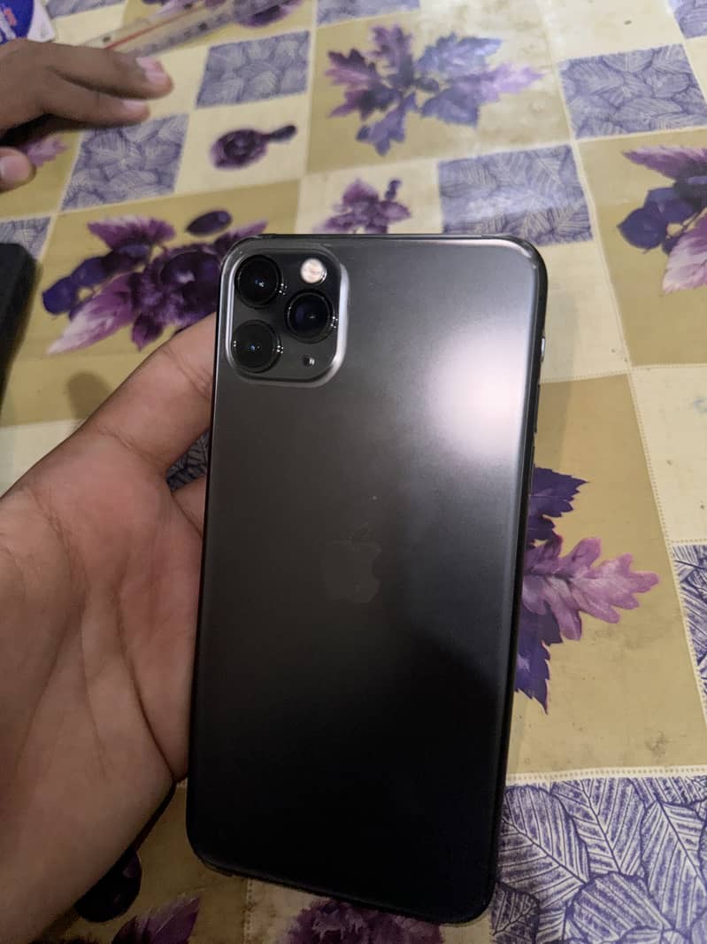 iphone 11 pro max 64 gb 1