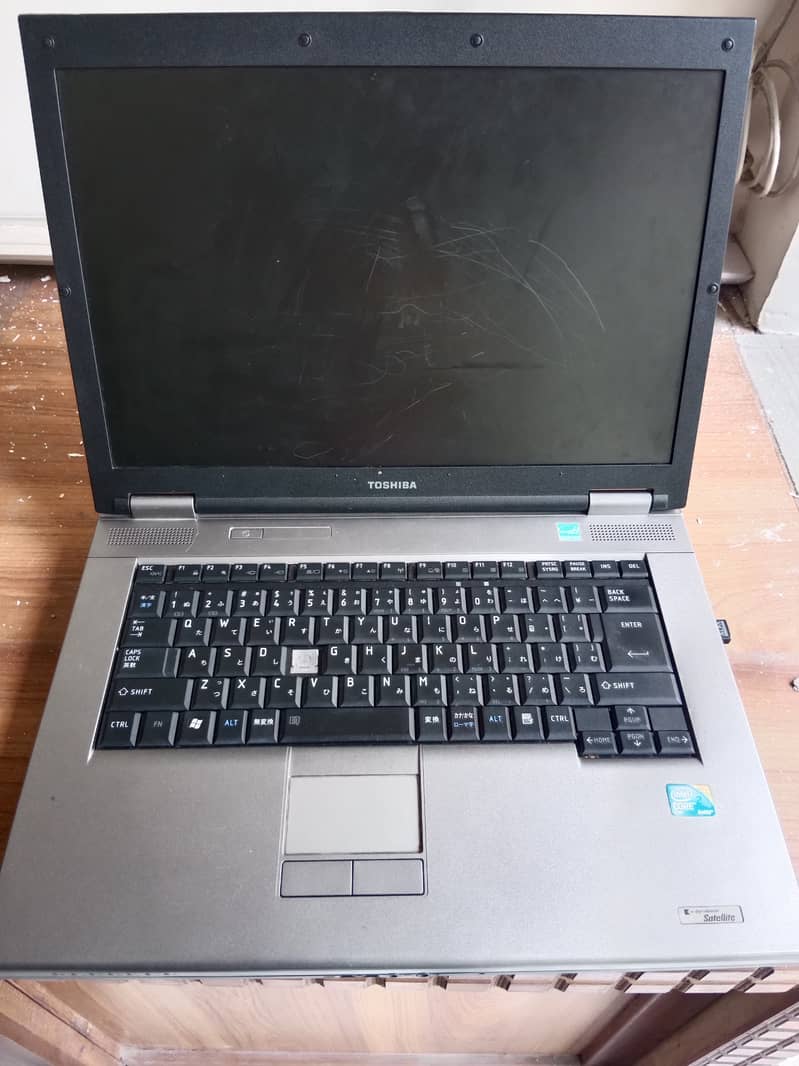 TOSHIBA LAPTOP GOOD WORKING CONDITION 2