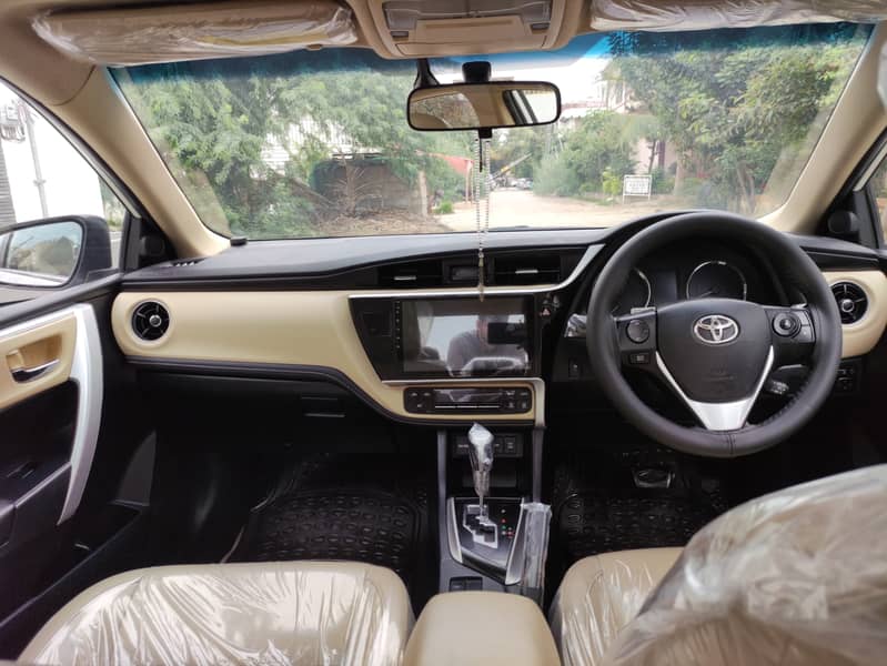 Toyota Corolla Altis 2018 Grande dual CVVT-i 10