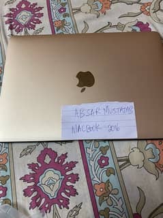 MacBook 2016 immaculate condition self purchased from USA 0