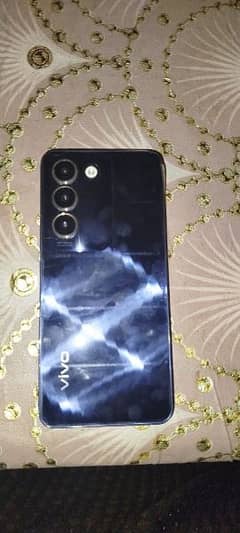 vivo y100