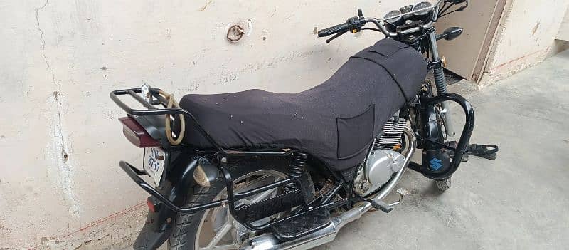 150 Suzuki jenyan condition Mey hey bilkul saf suthri hey 2