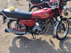 Honda 125 for sale in lushhh condition