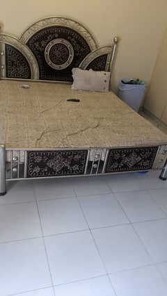 VIP Legendary King size steel bed