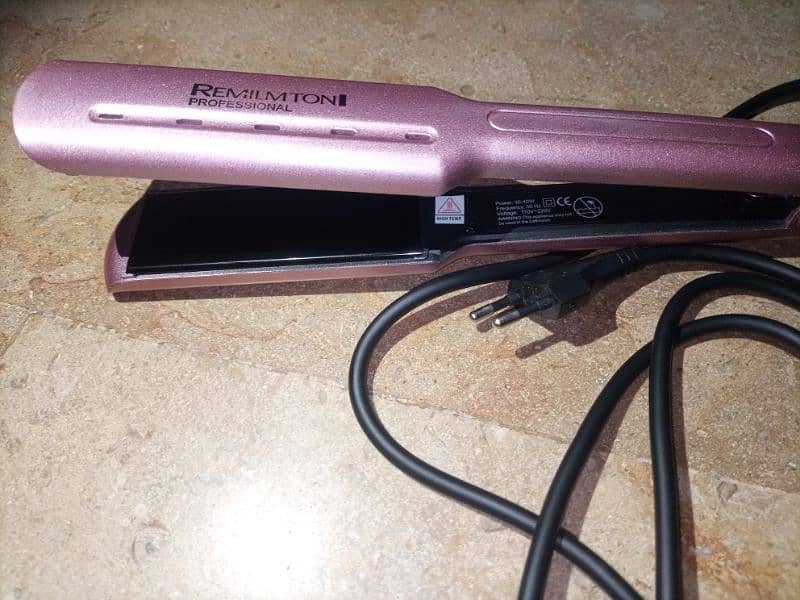 Professional Straightener 4