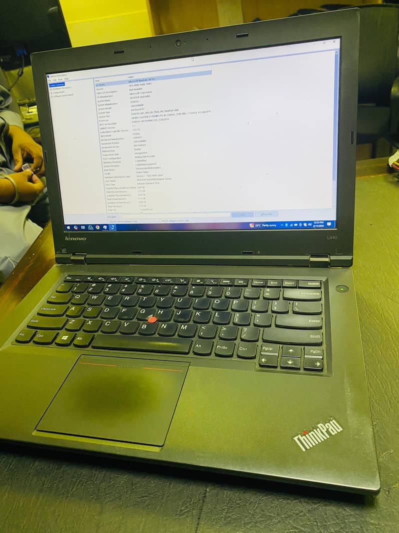 Lenovo Thinkpad | 40,000 4