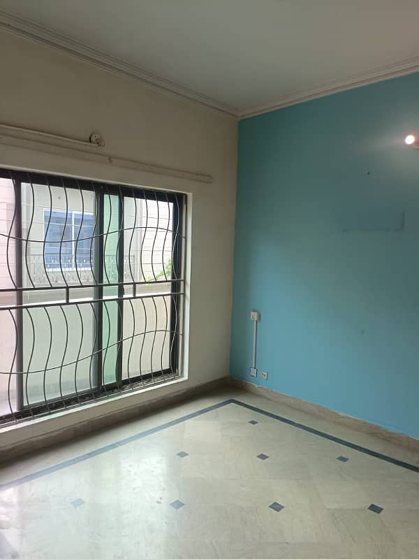 3.5 Marla Outclass House For Rent In Johar Town Q Block 2