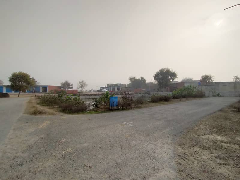 80ft Road Excellent Location 1 Kanal Residential Plot No 414 For Sale In Dha Phase 5 M Block Lahore 1