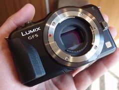 PANASONIC LUMIX GF5 CAMERA