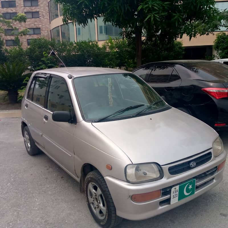 Daihatsu Cuore 2003 5