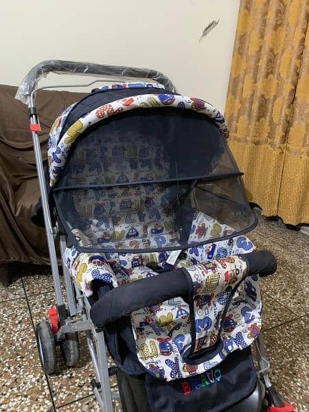 Baby Pram (Almost New) 4