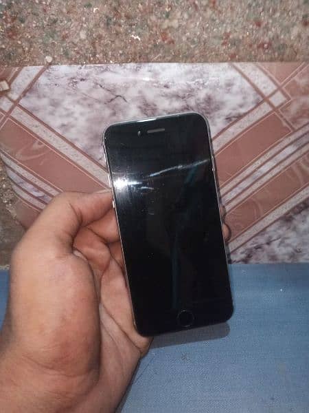 Iphone 6 non PTA 4