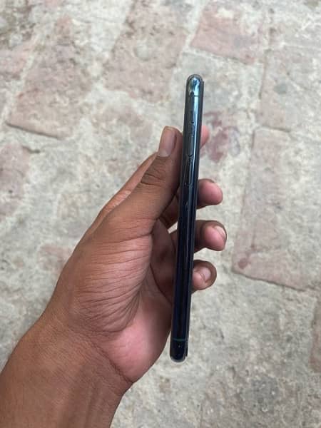 iphone 11 pro PTA sell 7