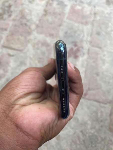 iphone 11 pro PTA sell 9