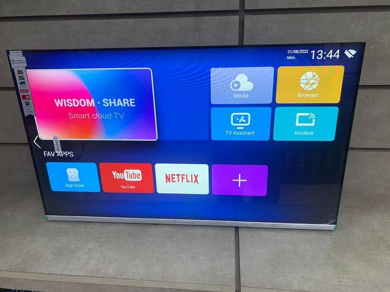 Smart Tv 32,,  4k UHD LED TV  03227191508 3