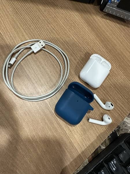 Apple Airpods 2nd Generation 2