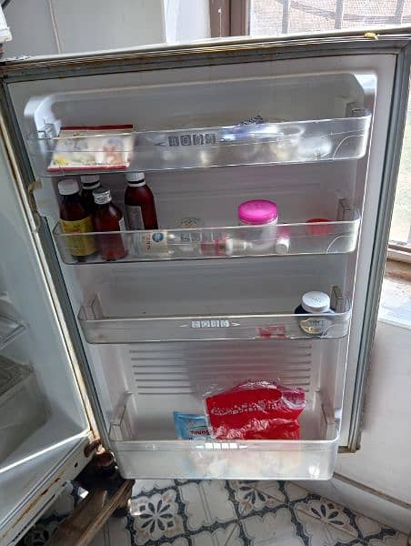 Dawlance Refrigerator For Sale 2