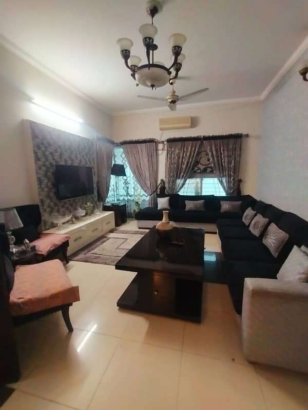 10 Marla 3 Bedroom House for Sale in Askari -11 Lahore. 4