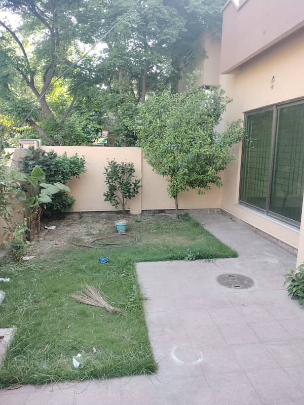 12 Marla 4 Bedroom House for Sale in Askari -11 Lahore. 19