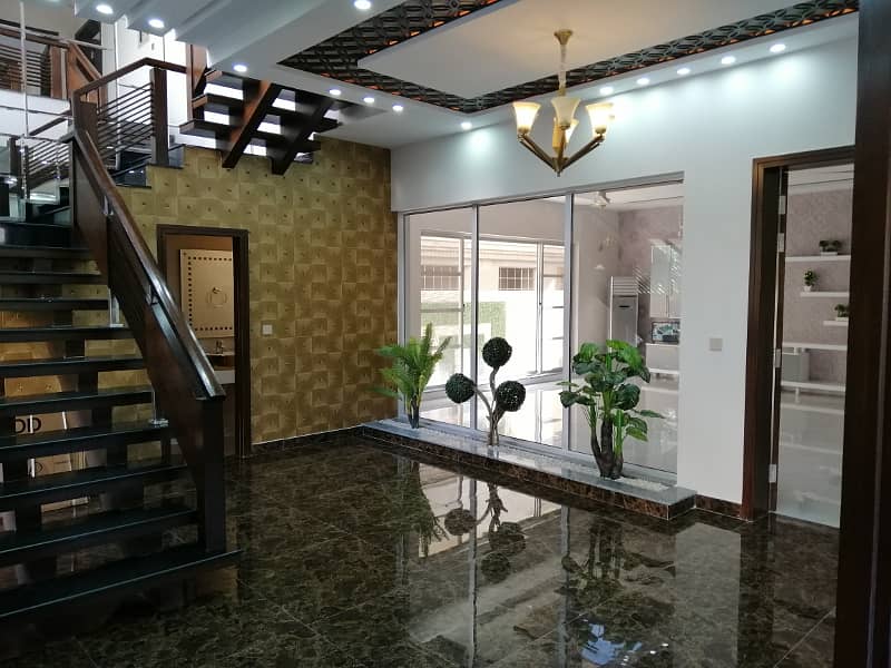 A BEAUTIFUL 1 KANAL LOWER PORTION FOR RENT IN JANIPER BLOCK SECTOR C BAHRIA TOWN LAHORE 2