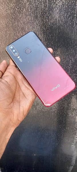 Vivo Y15 4