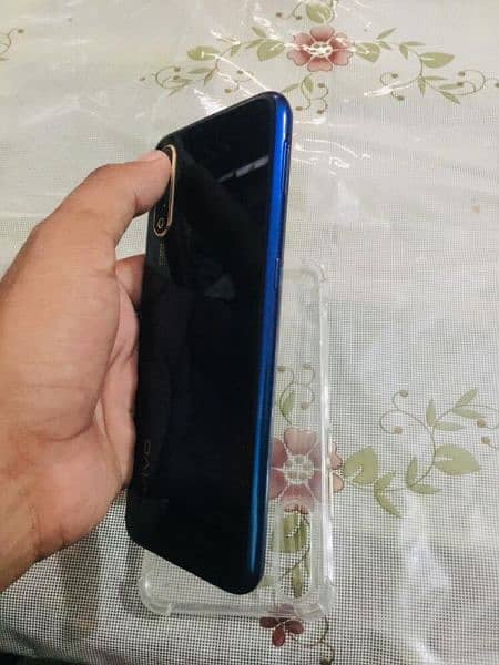 vivo s1 4