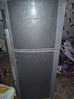 good condition fridge urgent sale