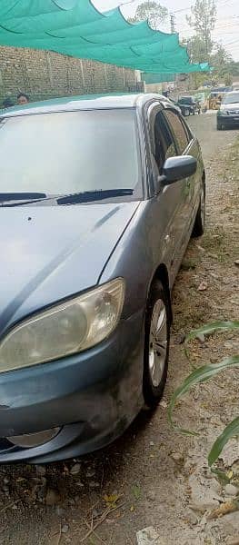 Honda Civic EXi 2004 1