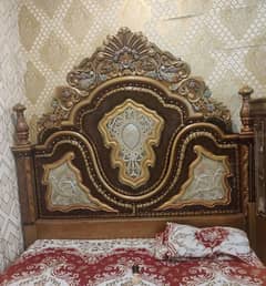 Bed set Without matrs singar sisa and side tyble