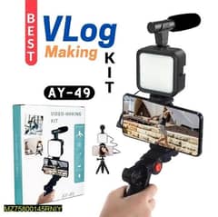 mobile standd vlogging and interviewing use 0