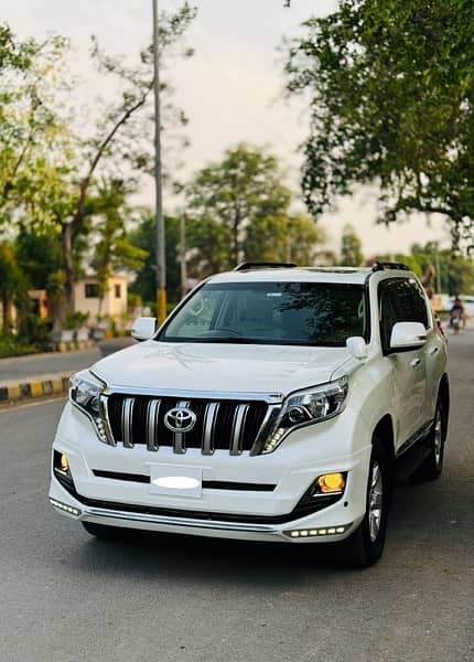 Toyota Prado 2016 1