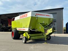 CLASS 1200 RC BALER