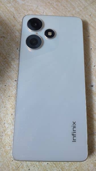 Infinix Hot 30 4