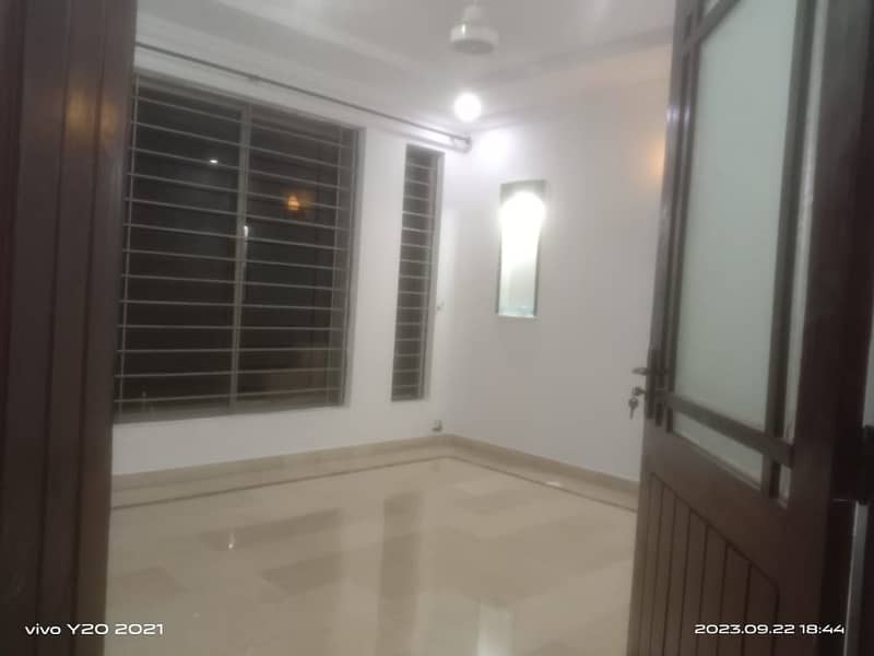 1500 Square Feet House Situated In E-11 For sale 2