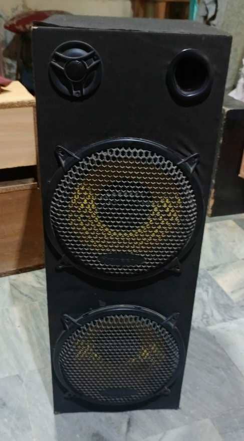 Dabal 12 inch woofer speakers  With box with Tweeter  Price 8000 only 2