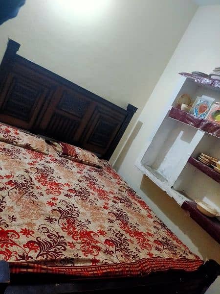 Bed / Double bed/ for sale/King size large bed 11