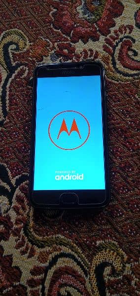 moto E new condition 4