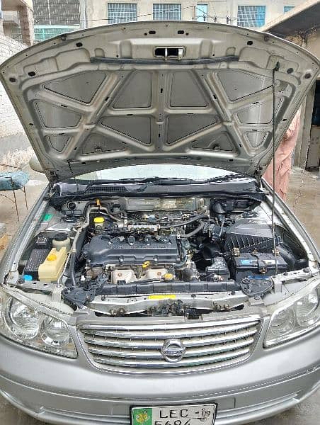 Nissan Sunny 2009 8