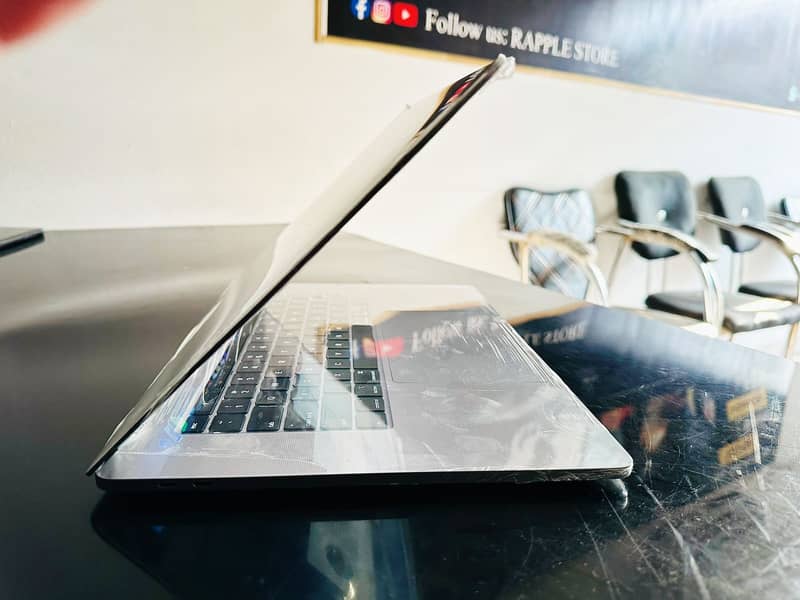 Apple Macbook Pro 2019 Core i9 16/512 1