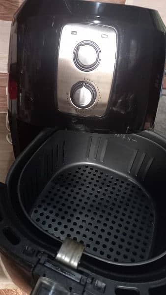 I zone Air fryer Nat636 3