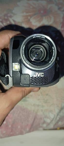 JVC Hard Disk Camcorder 4