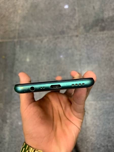 realme 7i 0