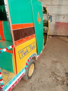 200CC Rikshaw new condition