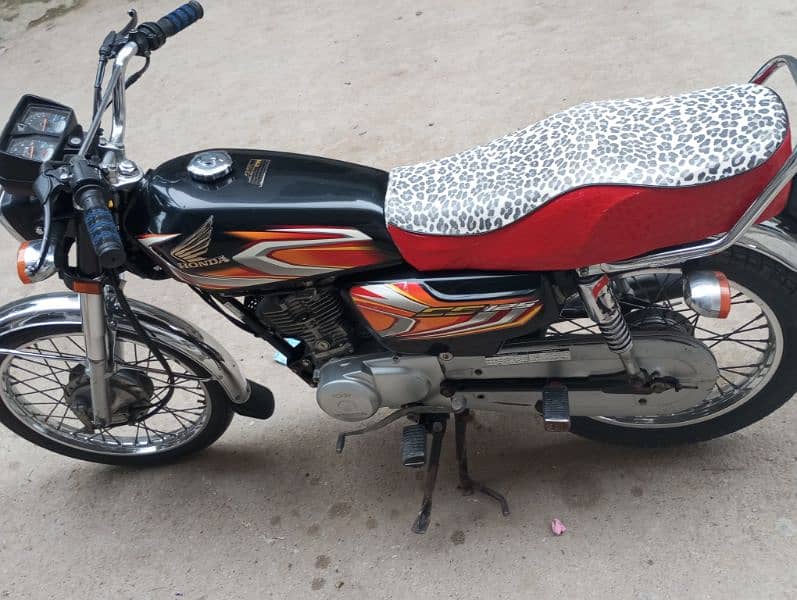 Honda 125 2022 3