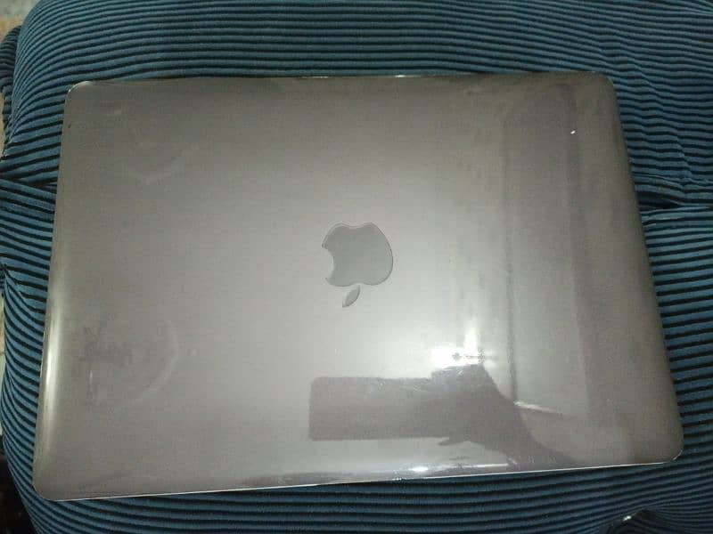 macbook air 2017 8/128 1